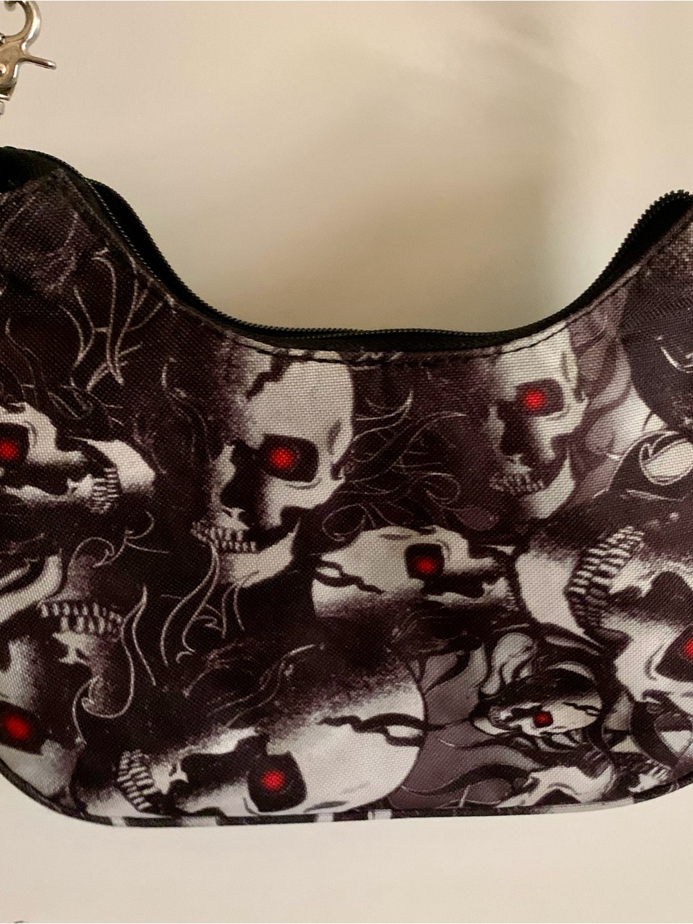 Skull Print Purse - Black and Red